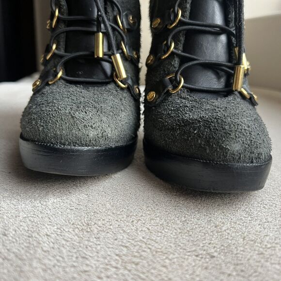 Tory Burch Hamila Dark Gray Distressed Suede Lace Up High Heel Booties Women 6.5 - Picture 10 of 16